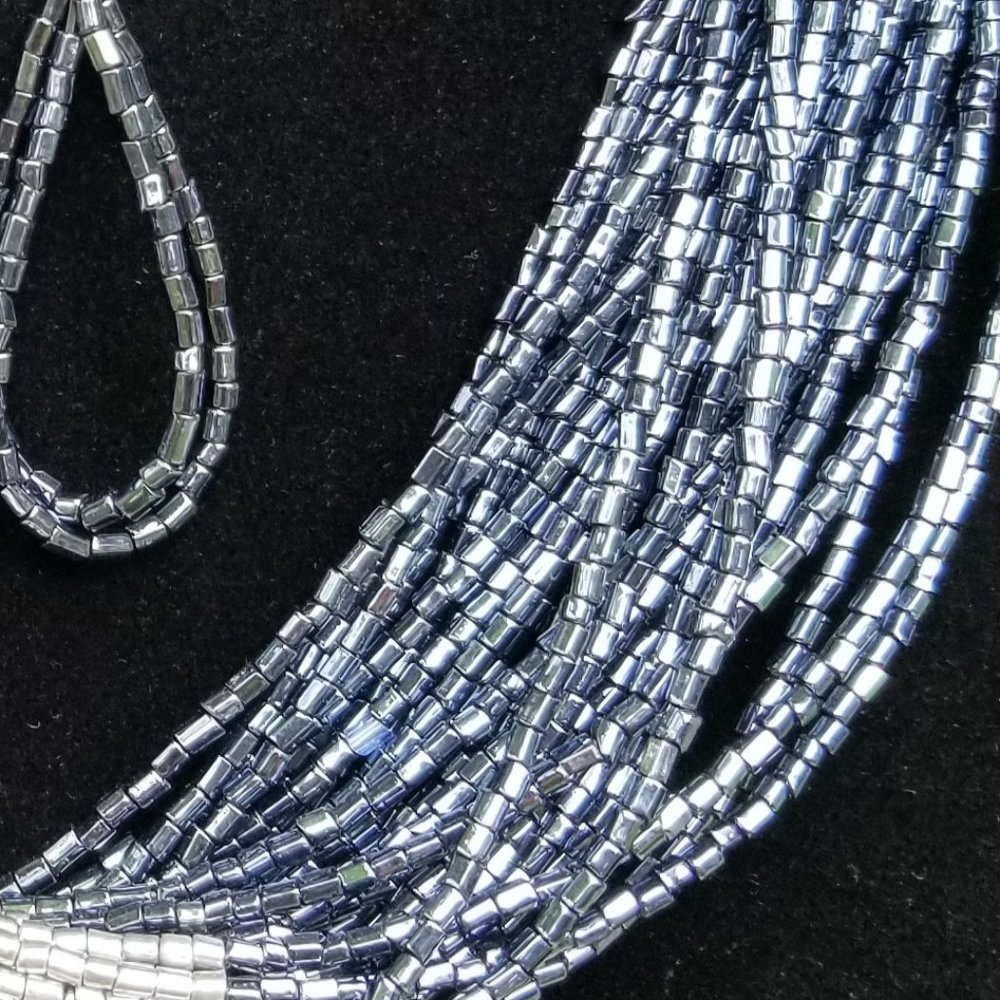 Beautiful Cascade of Gray & Black Gun Metal Sea Beads - Picture 7 of 7